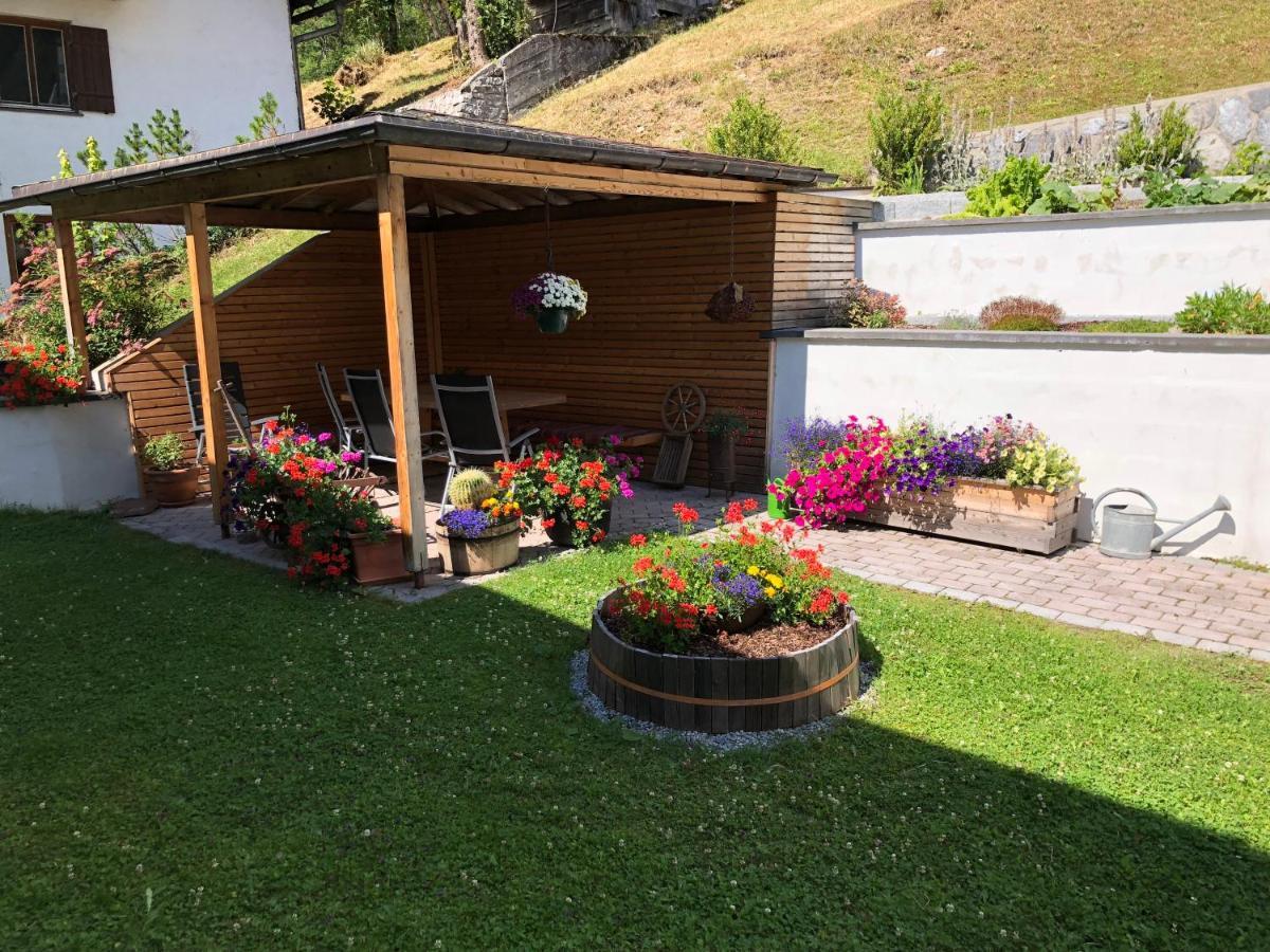 Haus Walch Bed & Breakfast Elbigenalp Oda fotoğraf