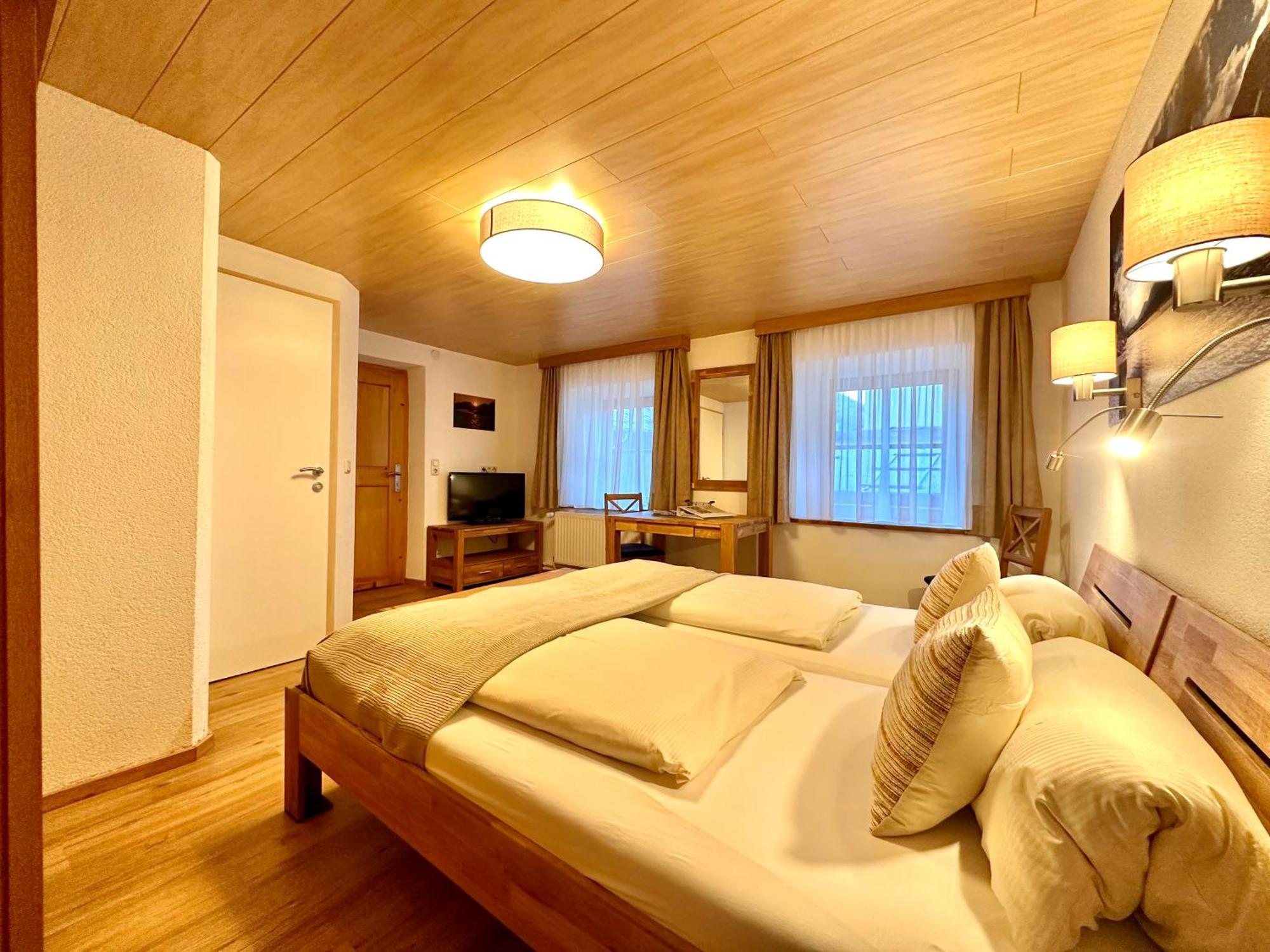 Haus Walch Bed & Breakfast Elbigenalp Dış mekan fotoğraf